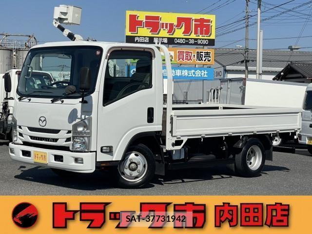 Mazda TITAN 2019-01 817104-0