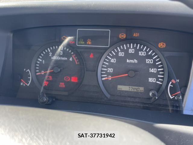 Mazda TITAN 2019-01 817104-26