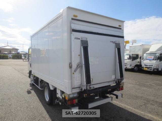 Mazda TITAN 2020-07 537443-4