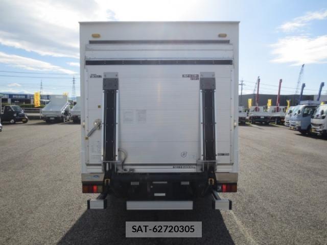 Mazda TITAN 2020-07 537443-6