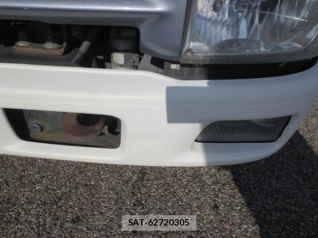 Mazda TITAN 2020-07 537443-18