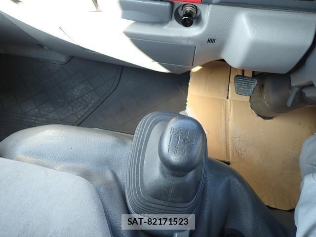 Mazda TITAN 2012-09 409675-16