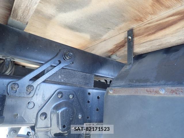 Mazda TITAN 2012-09 409675-20