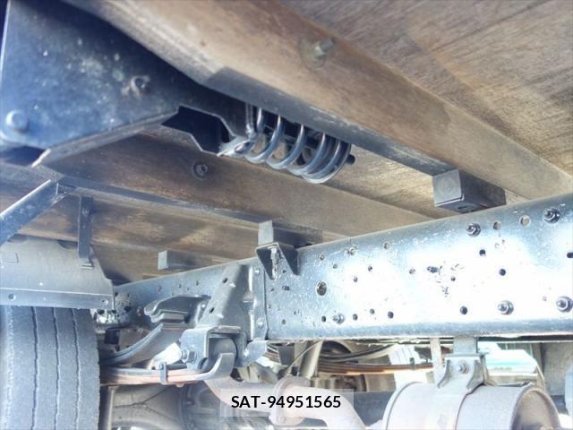 Mazda TITAN 2005-12 409681-10
