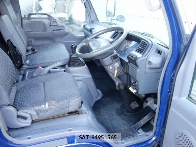 Mazda TITAN 2005-12 409681-28