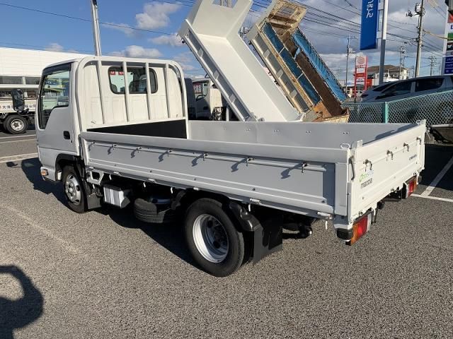 Mazda TITAN 2018-10 1601851-2