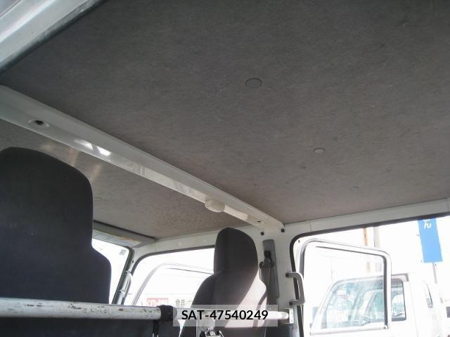 Mazda TITAN 2013-03 1664776-13