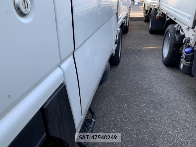 Mazda TITAN 2013-03 1664776-23