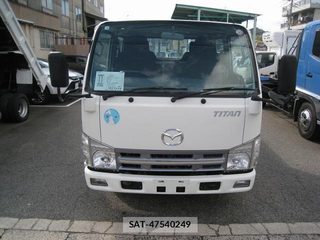 Mazda TITAN 2013-03 1664776-8