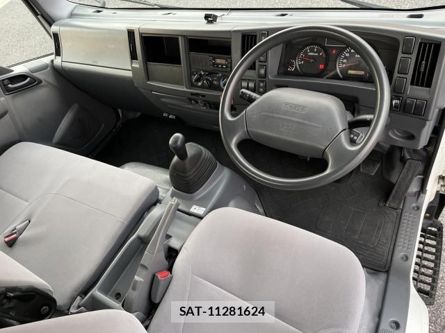 Mazda TITAN 2015-12 1695333-9