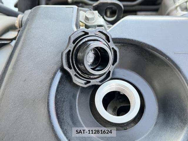 Mazda TITAN 2015-12 1695333-22