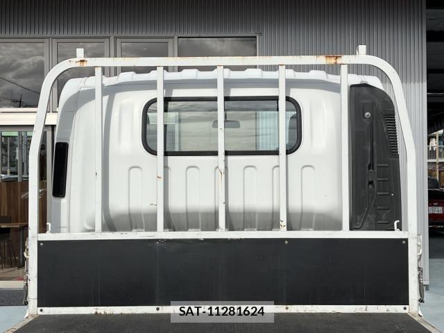 Mazda TITAN 2015-12 1695333-8