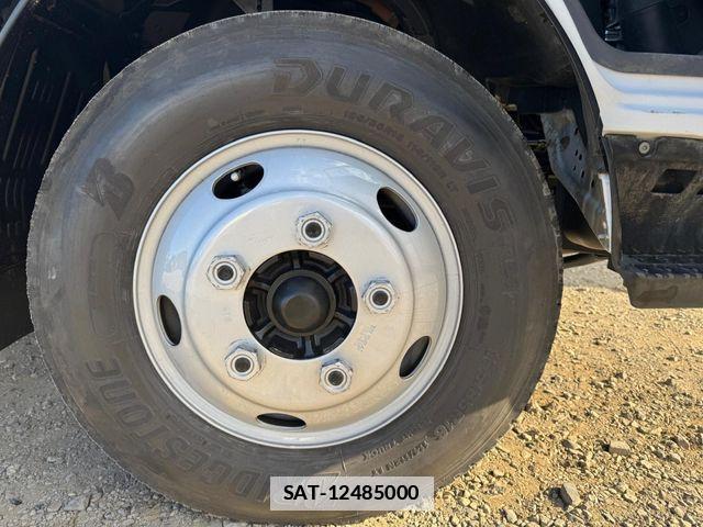 Mazda TITAN 2015-06 1718399-16