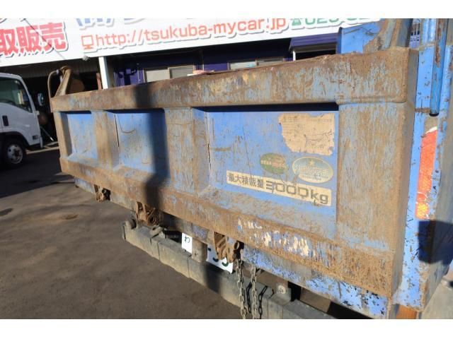 Mazda TITAN 2016-11 2018247-20