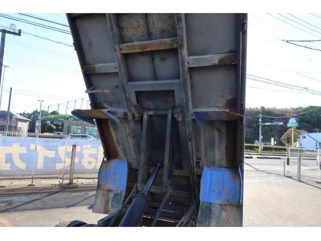 Mazda TITAN 2016-11 2018247-25