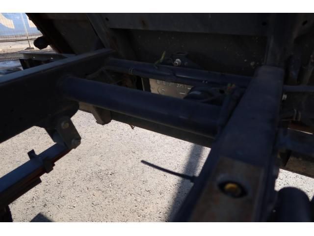 Mazda TITAN 2016-11 2018247-28