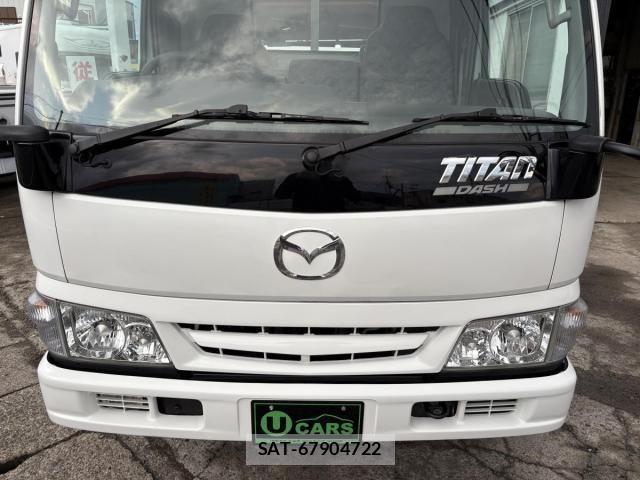 Mazda TITAN 2010-10 2086018-12