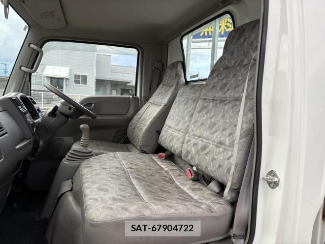 Mazda TITAN 2010-10 2086018-6