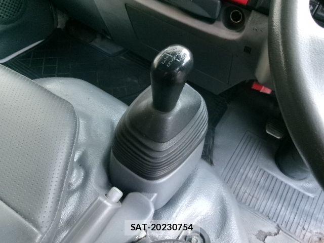 Mazda TITAN 2009-03 2102156-19