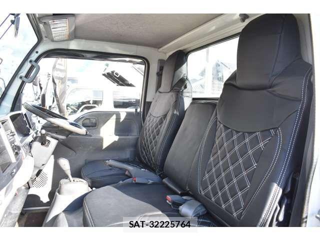 Mazda TITAN 2013-07 2300272-3