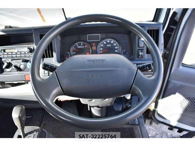 Mazda TITAN 2013-07 2300272-5