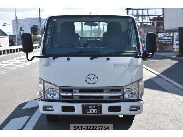 Mazda TITAN 2013-07 2300272-6