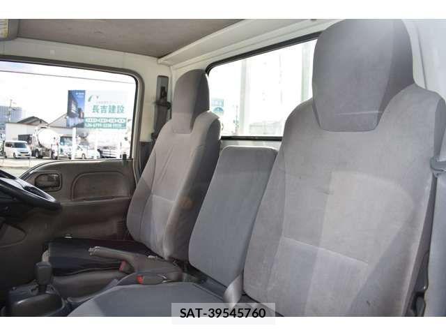 Mazda TITAN 2008-12 2317502-2