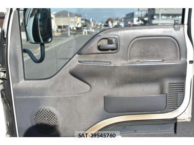 Mazda TITAN 2008-12 2317502-8