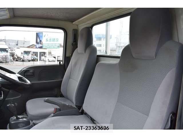 Mazda TITAN 2015-03 2317504-9