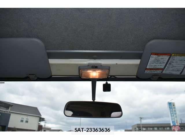 Mazda TITAN 2015-03 2317504-11