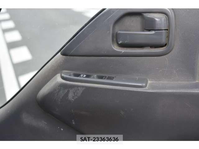 Mazda TITAN 2015-03 2317504-7