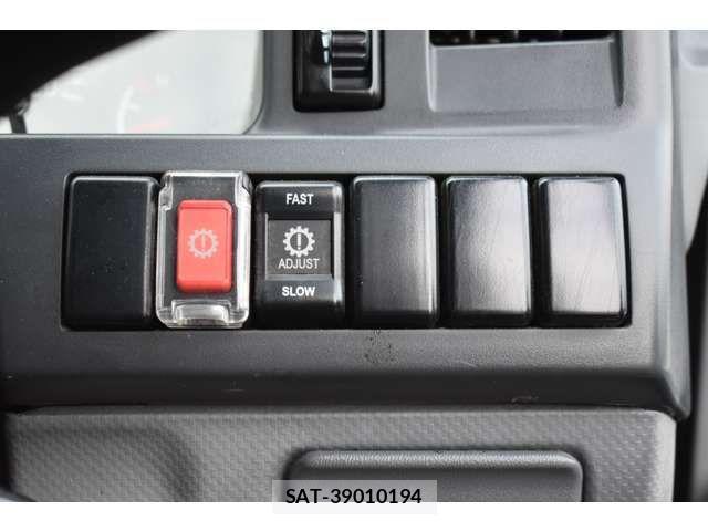 Mazda TITAN 2015-03 2317503-11
