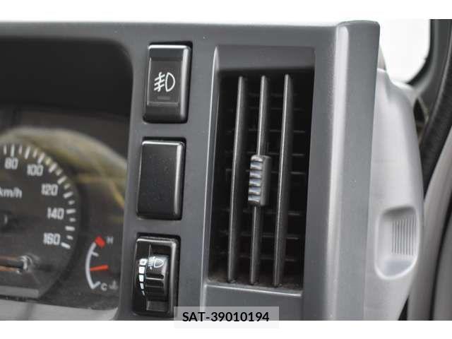Mazda TITAN 2015-03 2317503-12