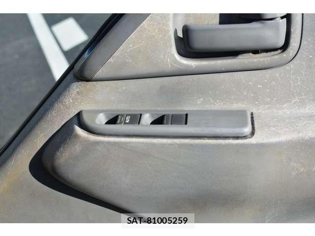 Mazda TITAN 2011-09 2317501-9