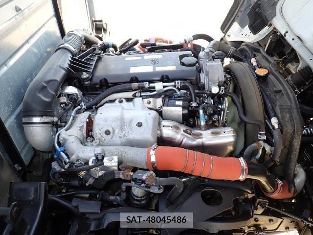 Mazda TITAN 2021-11 2488300-24