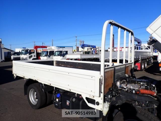 Mazda TITAN 2020-05 2679158-9