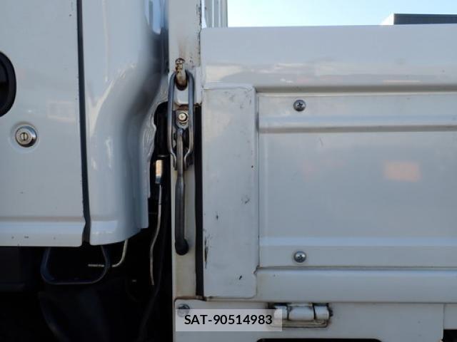 Mazda TITAN 2020-05 2679158-12
