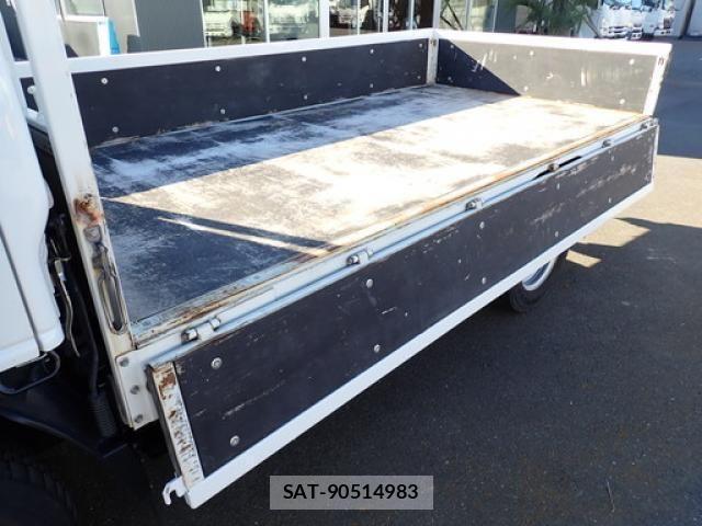 Mazda TITAN 2020-05 2679158-15