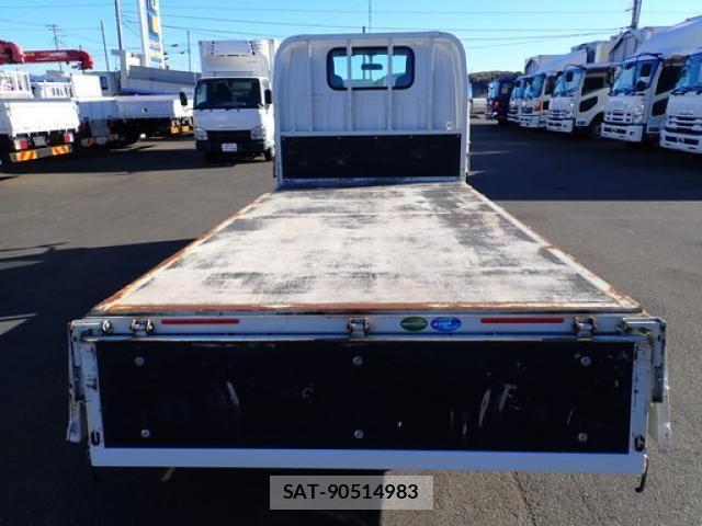 Mazda TITAN 2020-05 2679158-21