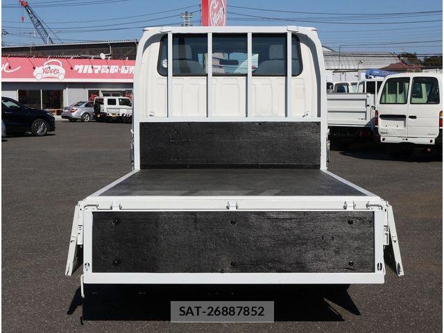 Mazda TITAN 2013-09 3389702-12