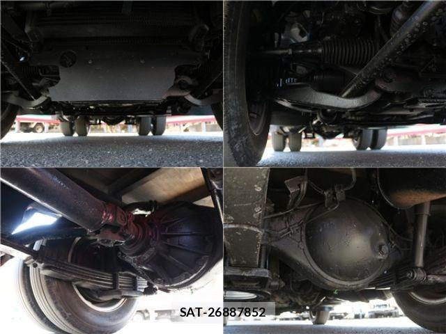 Mazda TITAN 2013-09 3389702-17