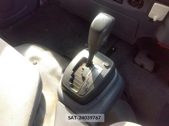 Mazda TITAN 2016-12 3778593-6