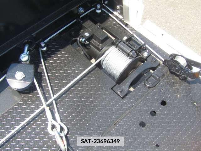 Mazda TITAN 2025-12 3778573-14