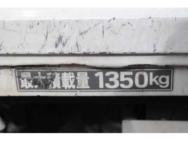 Mazda TITAN 2004-09 3847289-9