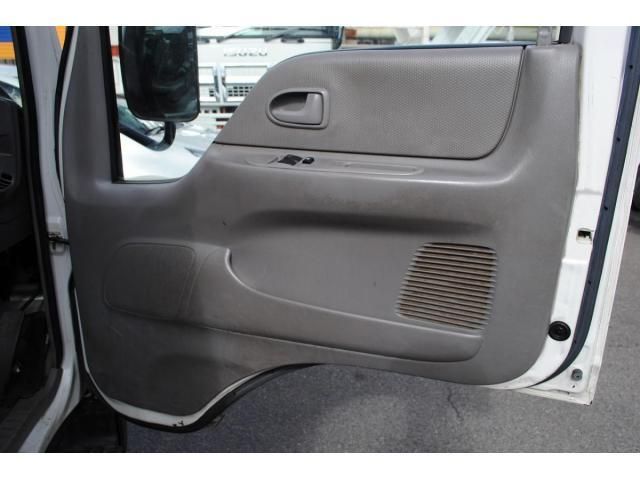 Mazda TITAN 2004-09 3847289-23