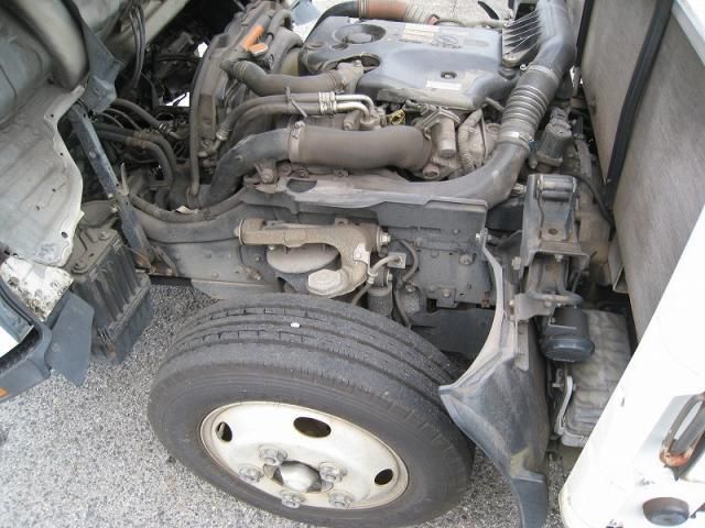 Mazda TITAN 2009-02 4384596-10