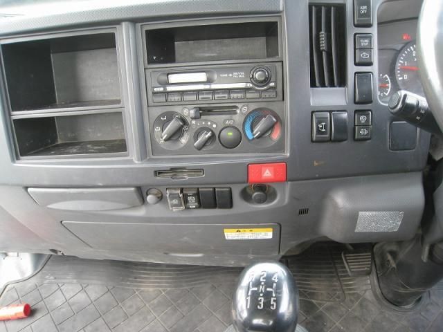Mazda TITAN 2009-02 4384596-14
