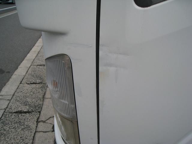 Mazda TITAN 2009-02 4384596-16