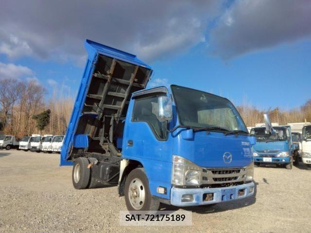 Mazda TITAN 2014-02 4603432-16