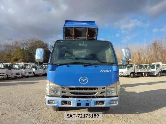 Mazda TITAN 2014-02 4603432-17